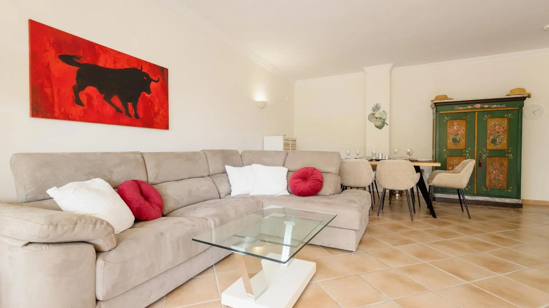 2 Bedroom Apartment Next To The Beach In Elviria, Μαρμπέλλα 0*,  Ισπανία